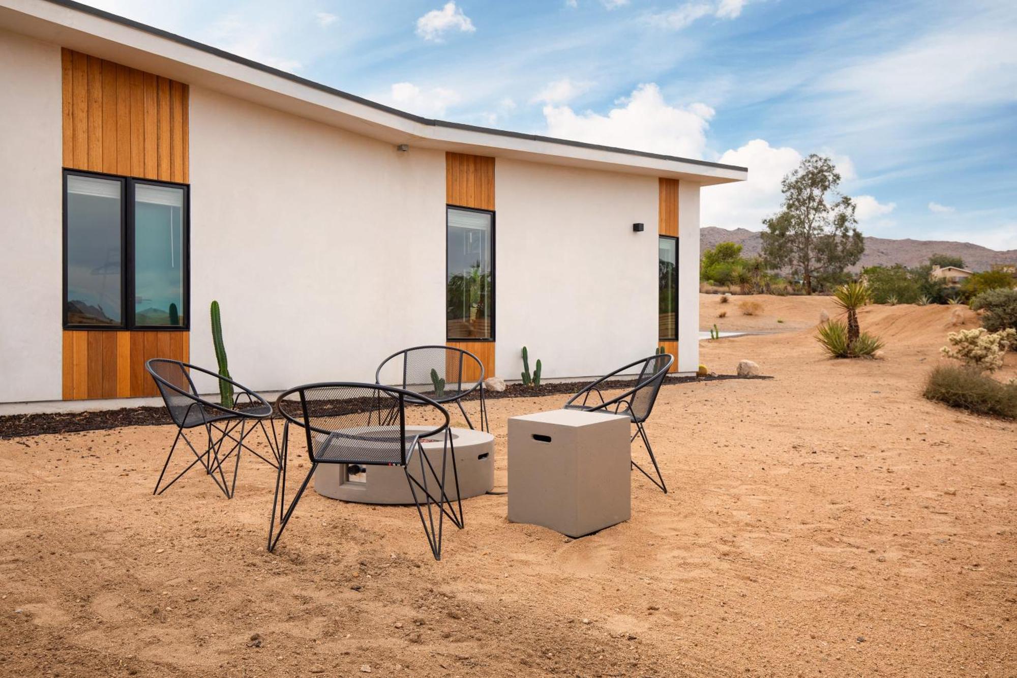 Chicory By Avantstay Modern Desert Retreat W Hot Tub 约书亚树 外观 照片